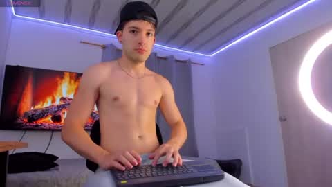 Benji Andrew     -   JOIN MY FAN CLUB online show from July 13, 11:30 pm