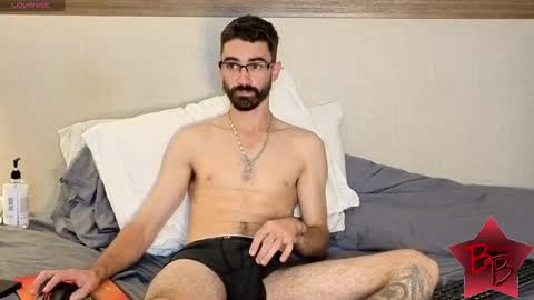 benny_boy95 online show from September 30, 2:55 am