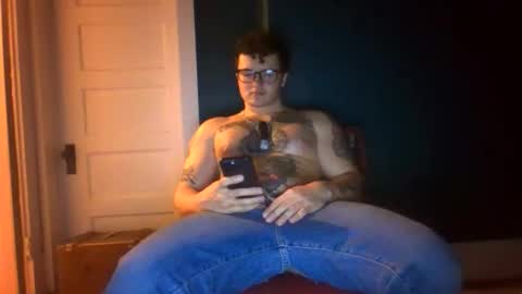 bennymaple online show from March 3, 3:24 am