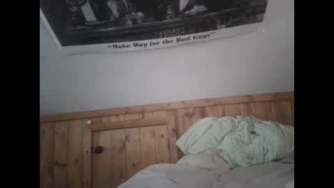 benny and innocentvixon online show from December 14, 8:26 pm