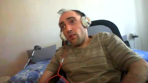 bentish online show from November 22, 10:24 am