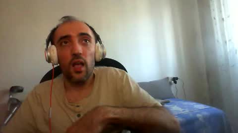 bentish online show from September 9, 1:33 pm