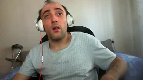 bentish online show from September 23, 9:03 am