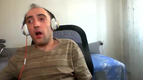 bentish online show from October 23, 7:43 am