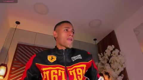 bento_fox online show from November 6, 4:04 am