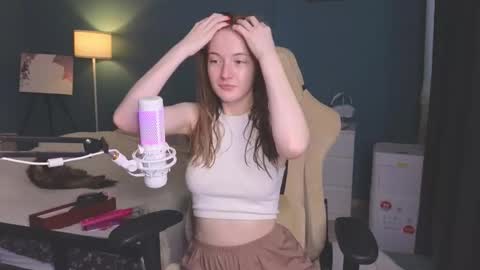 Alice online show from September 25, 10:33 am