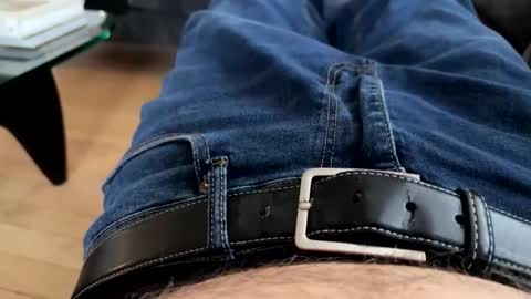 benz10001 online show from March 29, 10:11 pm