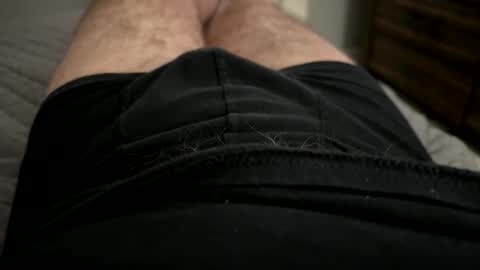 Snapshot of benz10001 chatting on October 18, 6:28 am benz10001 online show from October 18, 6:28 am