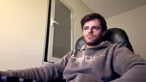 Berltex online show from December 2, 5:26 am