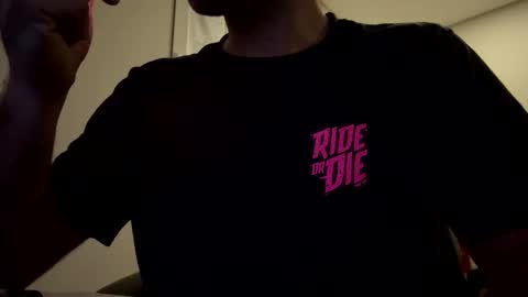 Snapshot of berltex chatting on October 26, 6:47 am Berltex online show from October 26, 6:47 am