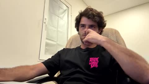 Snapshot of berltex chatting on October 21, 2:38 am Berltex online show from October 21, 2:38 am