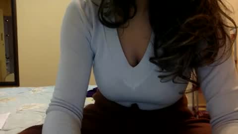 tixxie  online show from November 13, 5:37 pm