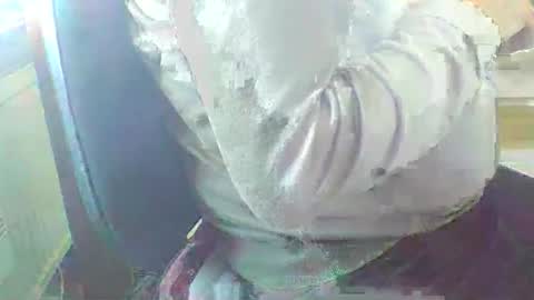 bestmann979994 online show from April 9, 12:44 pm