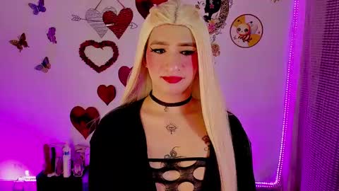 aleja   independent model online show from February 8, 6:22 am