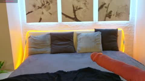 Betty online show from April 12, 8:46 pm