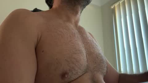 bfree121 online show from April 23, 10:33 pm