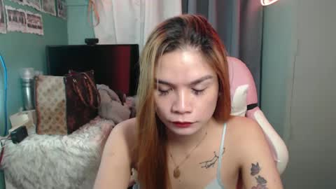 bhee52 online show from March 12, 7:02 am