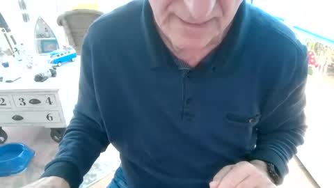 Manfred online show from January 15, 10:46 am