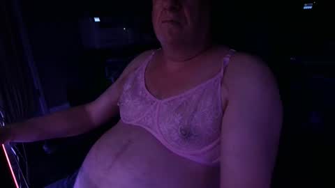 Redmoon online show from April 19, 4:02 am