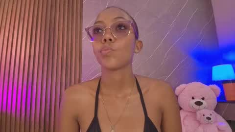 biancaa__18 online show from March 16, 7:29 pm