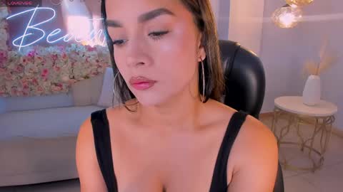 Bianca Pierce online show from April 15, 12:52 pm