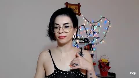 innasugarwild online show from March 9, 5:34 am