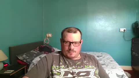 bigdan1986 online show from December 2, 10:56 am