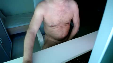 bien_77 online show from December 17, 5:14 am