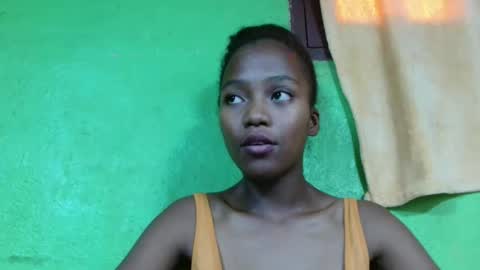 bienvenue987832 online show from March 31, 7:20 am