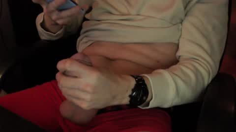 Snapshot of big_d_dick chatting on December 12, 11:28 am Big-D-Dick online show from December 12, 11:28 am