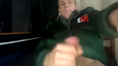 big_hairy_cock_is_horny online show from November 29, 5:37 am