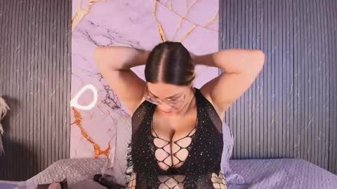 Tell me Sophia  online show from February 25, 8:56 pm