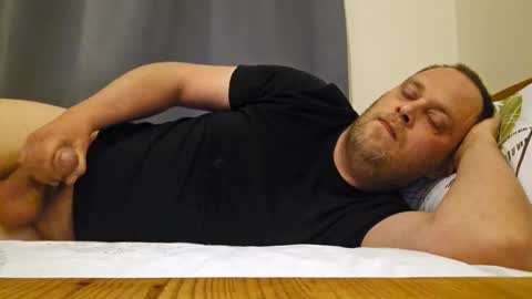 bigandsmall1989 online show from February 18, 4:58 pm