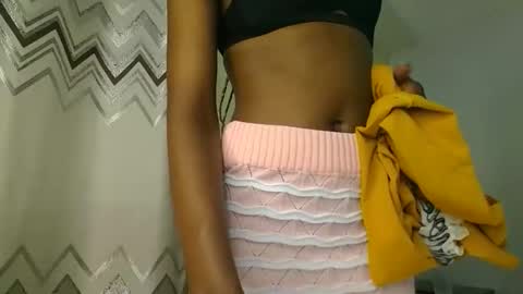 bigbaby004 online show from November 10, 7:38 pm