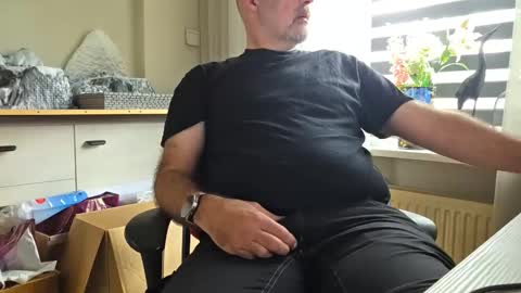 bigbibear88 online show from November 13, 10:40 am