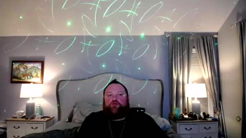 Snapshot of bigboi1o11 chatting on February 17, 8:41 am Bigboi1o11 online show from February 17, 8:41 am