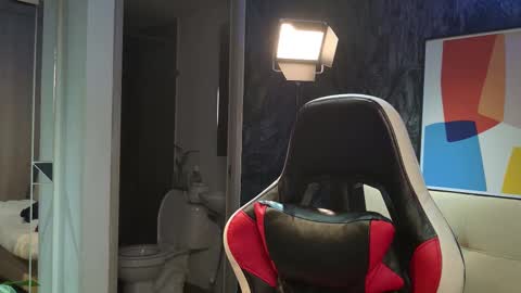 kyra Moor online show from November 23, 11:03 pm