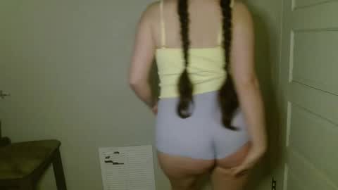 Isabella online show from January 7, 5:23 am