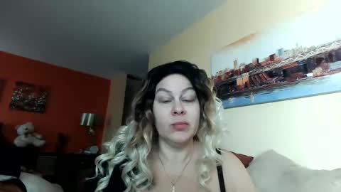 Snapshot of bigbreastsabrina chatting on January 29, 4:08 pm BIG BREAST SABRINA online show from January 29, 4:08 pm
