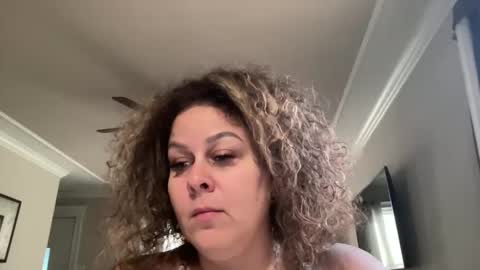 Snapshot of bigbreastsabrina chatting on September 26, 8:39 pm BIG BREAST SABRINA online show from September 26, 8:39 pm