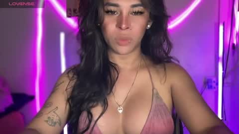 queen amanda online show from June 20, 7:03 am