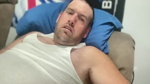 Snapshot of bigcocksuckingslut chatting on October 14, 1:41 am bigcocksuckingslut online show from October 14, 1:41 am