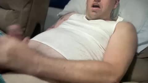 Snapshot of bigcocksuckingslut chatting on February 25, 1:32 pm bigcocksuckingslut online show from February 25, 1:32 pm