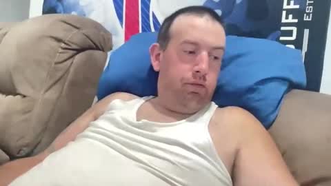 Snapshot of bigcocksuckingslut chatting on October 18, 1:37 pm bigcocksuckingslut online show from October 18, 1:37 pm