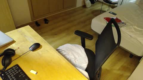 bigcok35spain online show from September 18, 7:07 pm