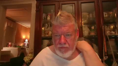 BigDaddyBear online show from June 11, 2:33 am
