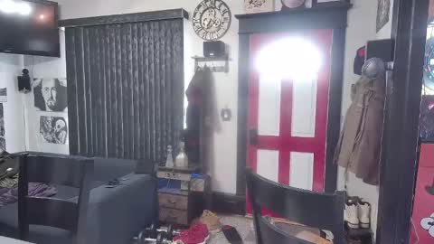 Darryl online show from February 15, 9:26 pm