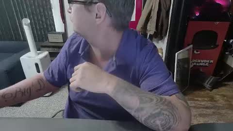 Darryl online show from November 11, 6:32 pm