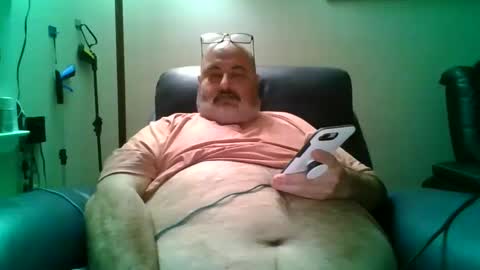 bigfuzzyteddybear online show from September 28, 12:19 am