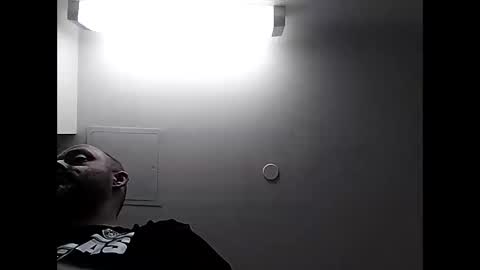 Snapshot of bigg_daddi_d chatting on November 1, 12:59 pm bigg daddi hungd online show from November 1, 12:59 pm